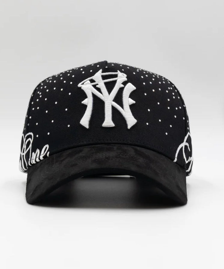 31 HATS - 31 FOREVER